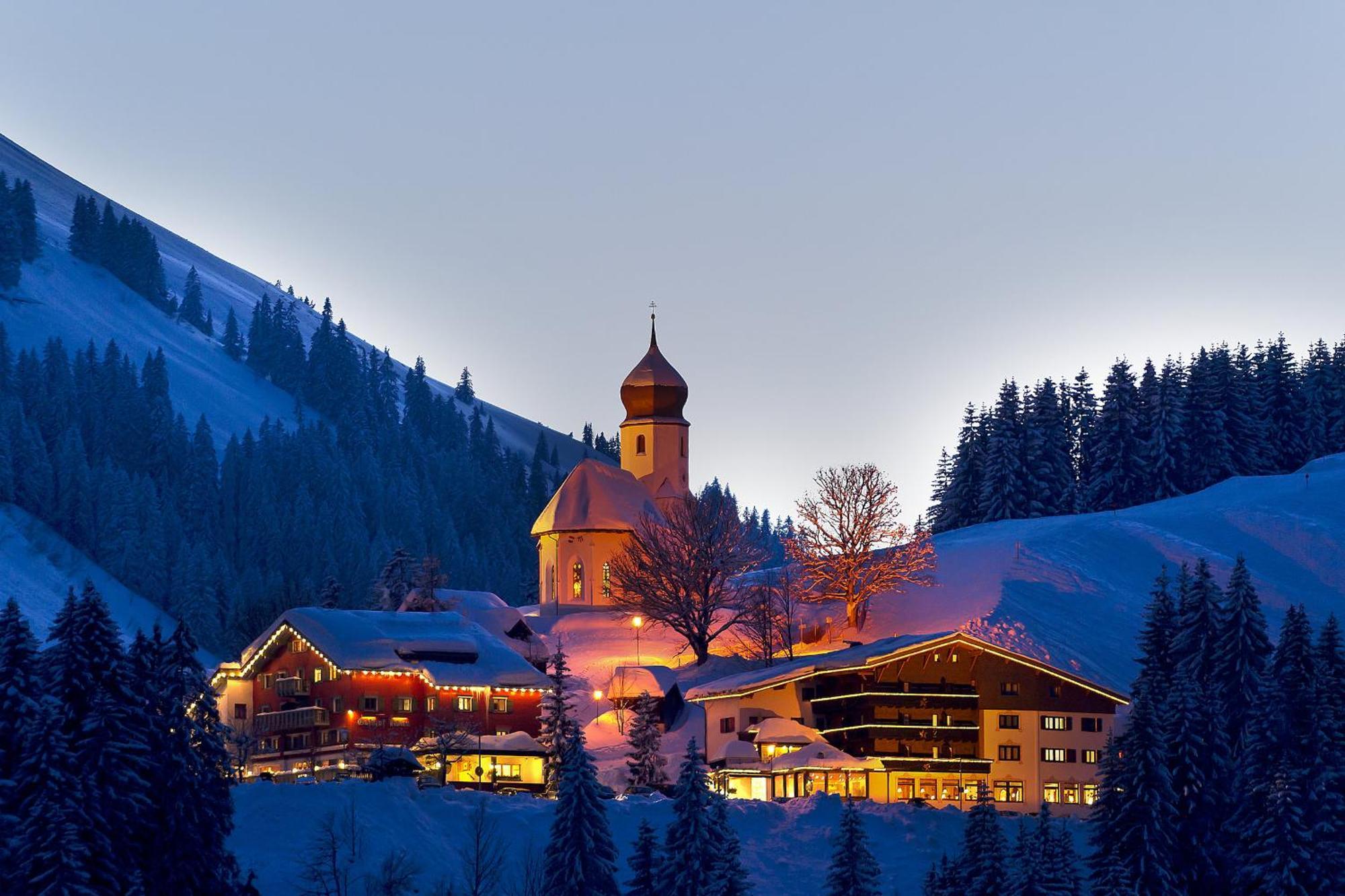 Gasthaus Ursprung Damuels Exterior photo